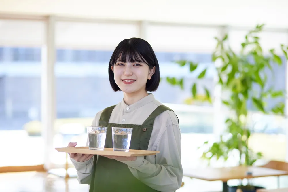 1．飲食店店長の平均年収と給料相場の現実