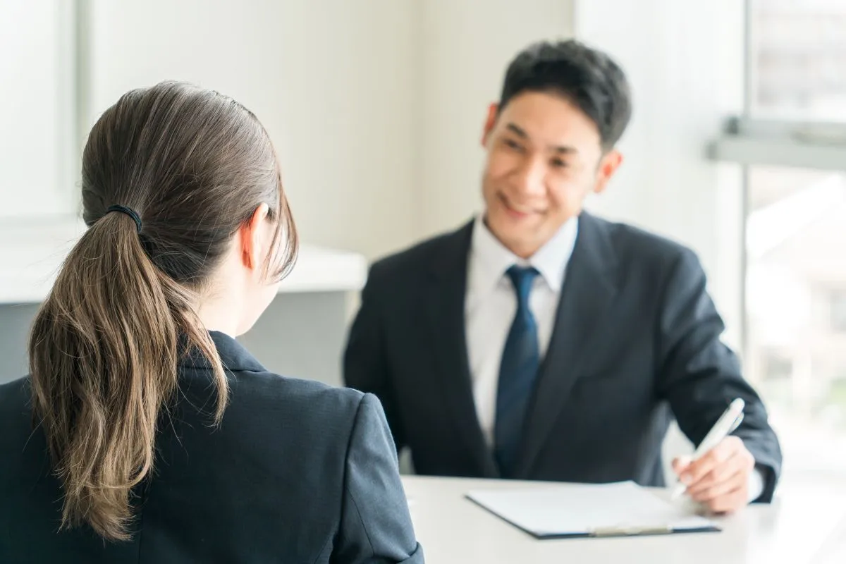 転職フェア参加の準備｜服装や持ち物リスト