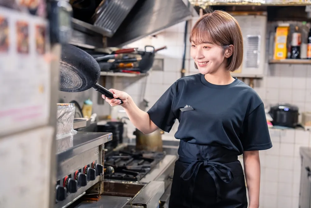 飲食業界の人手不足の現状【最新データ】