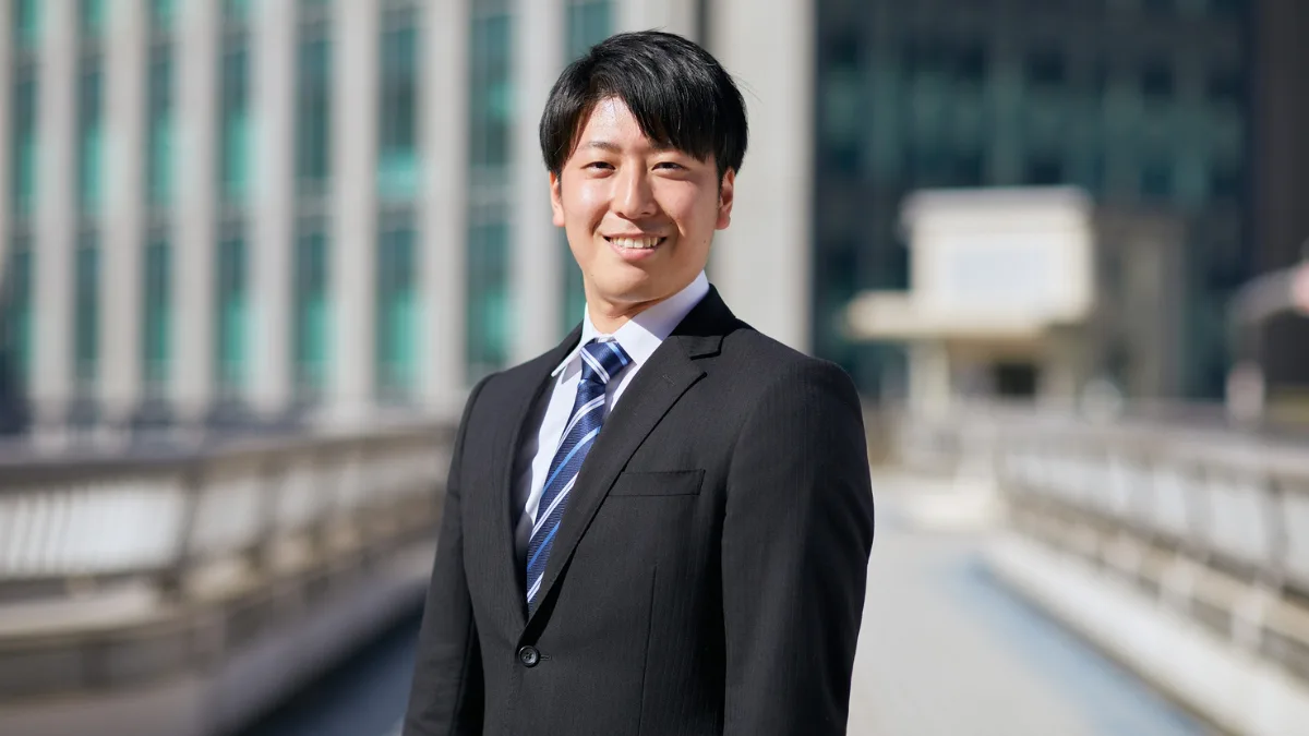 1．エリアマネージャーの基本役割と店長・SVの業務範囲の比較